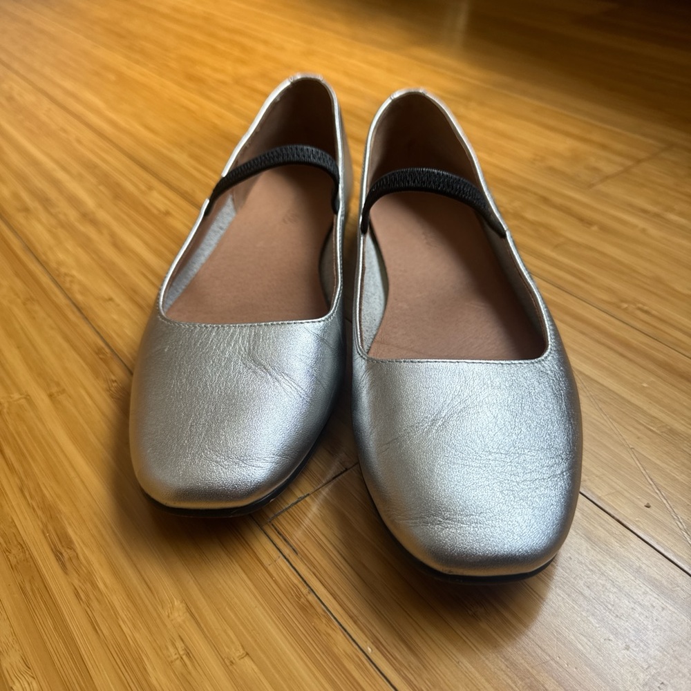 Madewell Silver Leather Ballet Flats with Black Strap - Picture 14 of 16